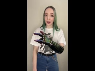 chip key how a bionic prosthetic hand works