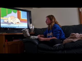 chip key father filmed daughter's reaction to the futurama series